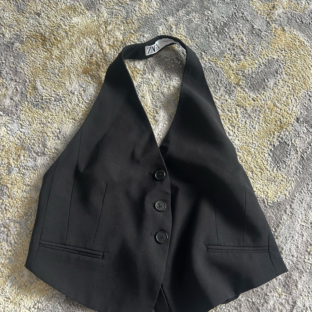 Zara Women's Elegant Black Buttoned Vest